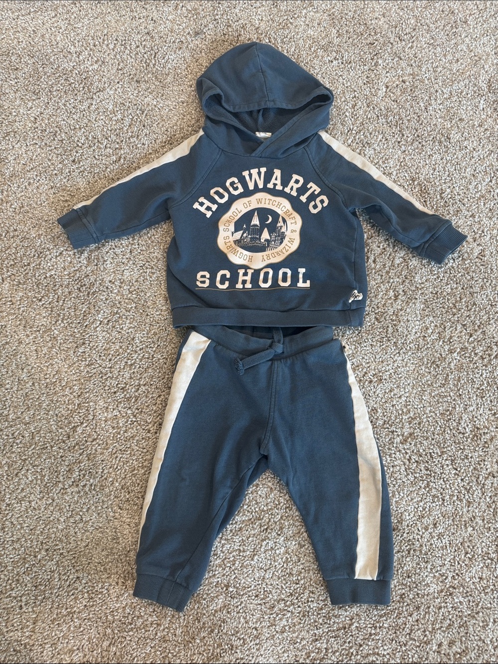 Harry Potter H&M Hogwarts School Hoodie & Jogger Matching Set